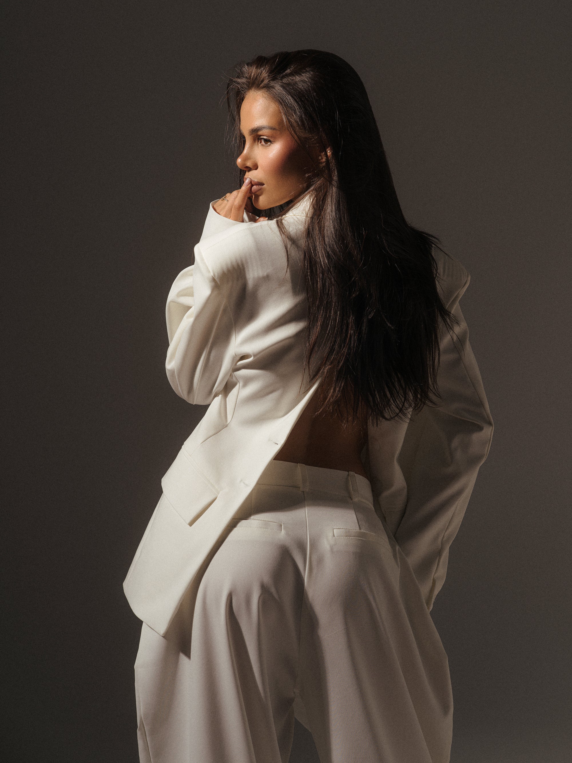 Niya Blazer In White
