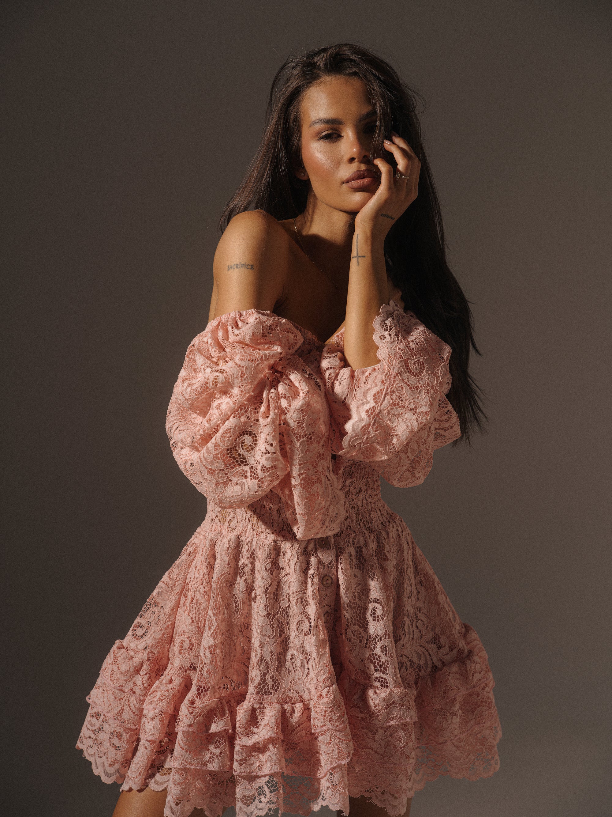 Lucy Lace Dress In Pink