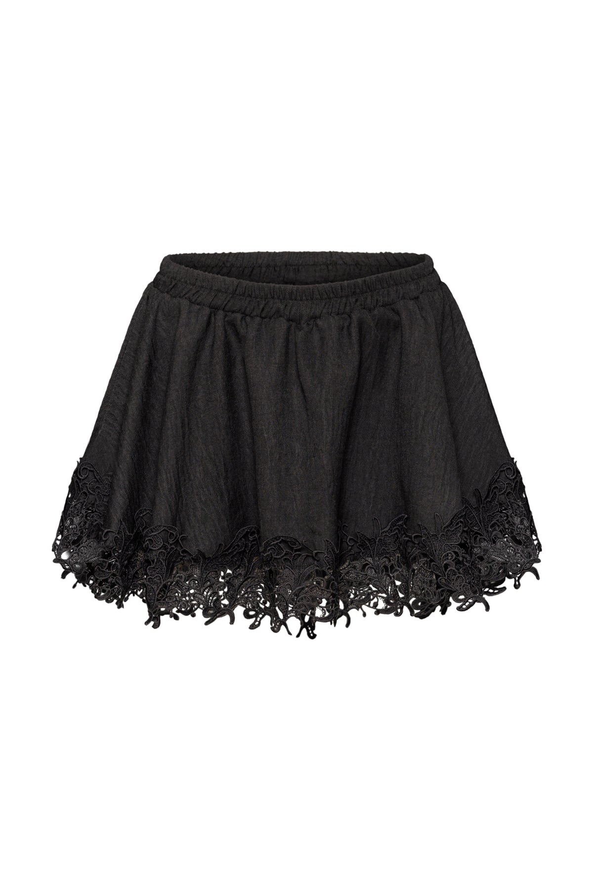 Shorts Romance In Black